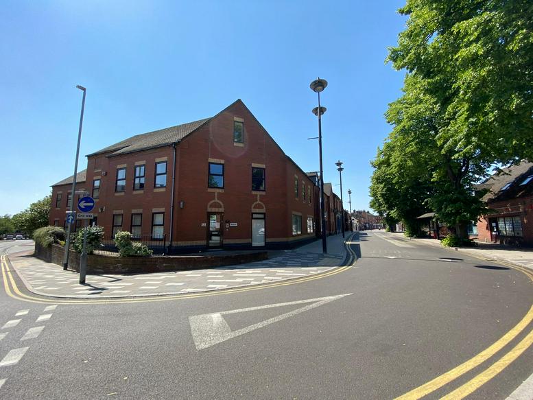 10-16Victoria Road